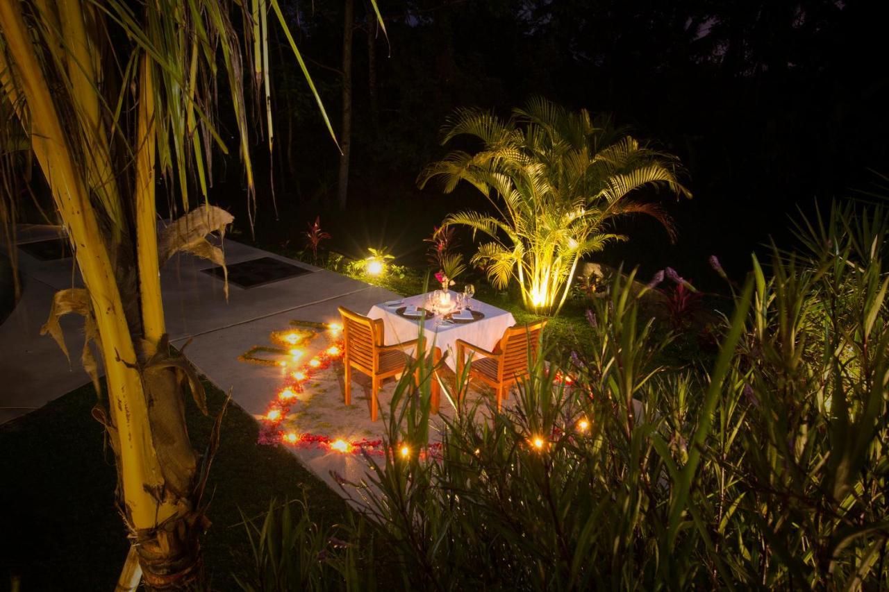 Vrindavan Ubud Villa Тегаллаланг Экстерьер фото