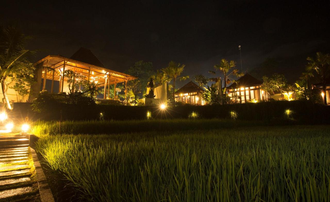 Vrindavan Ubud Villa Тегаллаланг Экстерьер фото