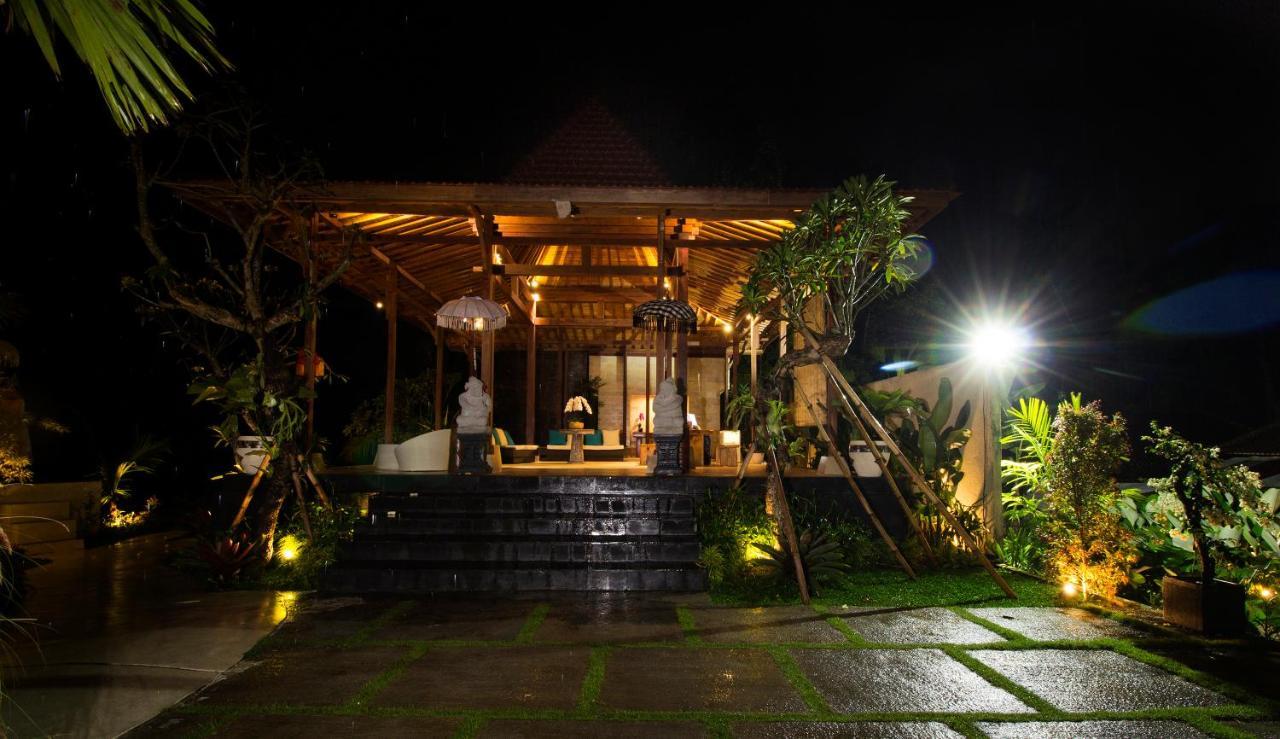 Vrindavan Ubud Villa Тегаллаланг Экстерьер фото