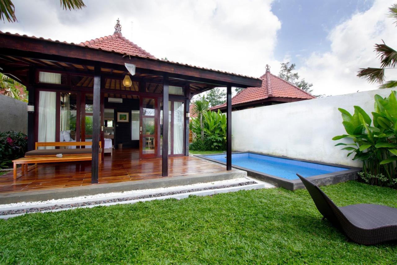 Vrindavan Ubud Villa Тегаллаланг Экстерьер фото